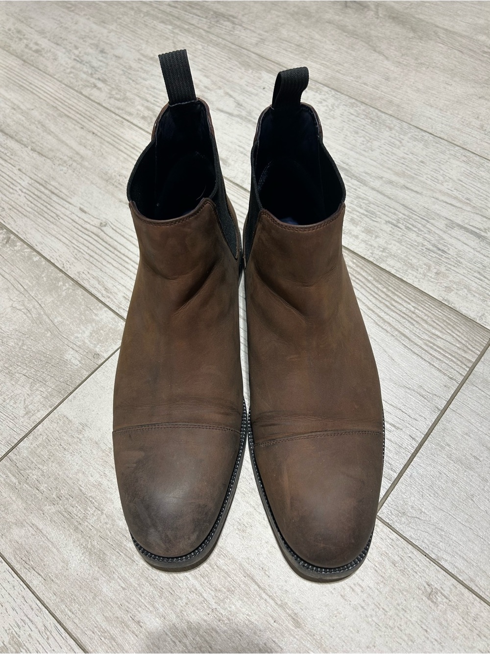 Men’s Cole Haan Chelsea Cap Toe Waterproof Boots size 10.5